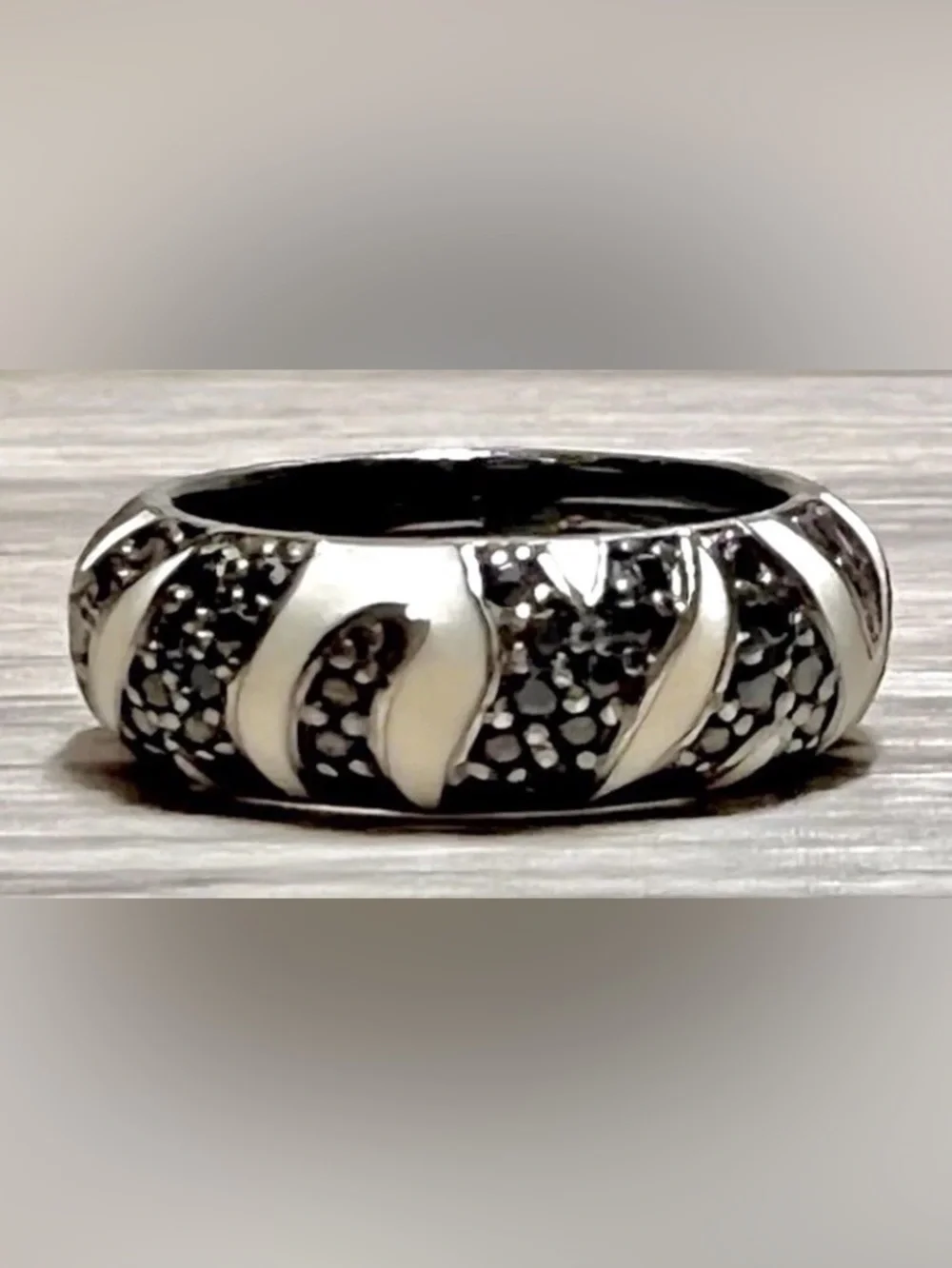 Designer Hidalgo Sterling Silver & White Enamel Black Pave CZ Band Ring, Size 5